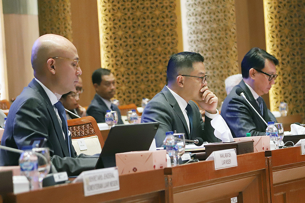 Raker Komisi I bersama Kemenlu Bahas Geopolitik Rapat kerja Komisi I dengan Menlu bahas situasi geopolitik. (BeritaNasional/Elvis Sendouw)