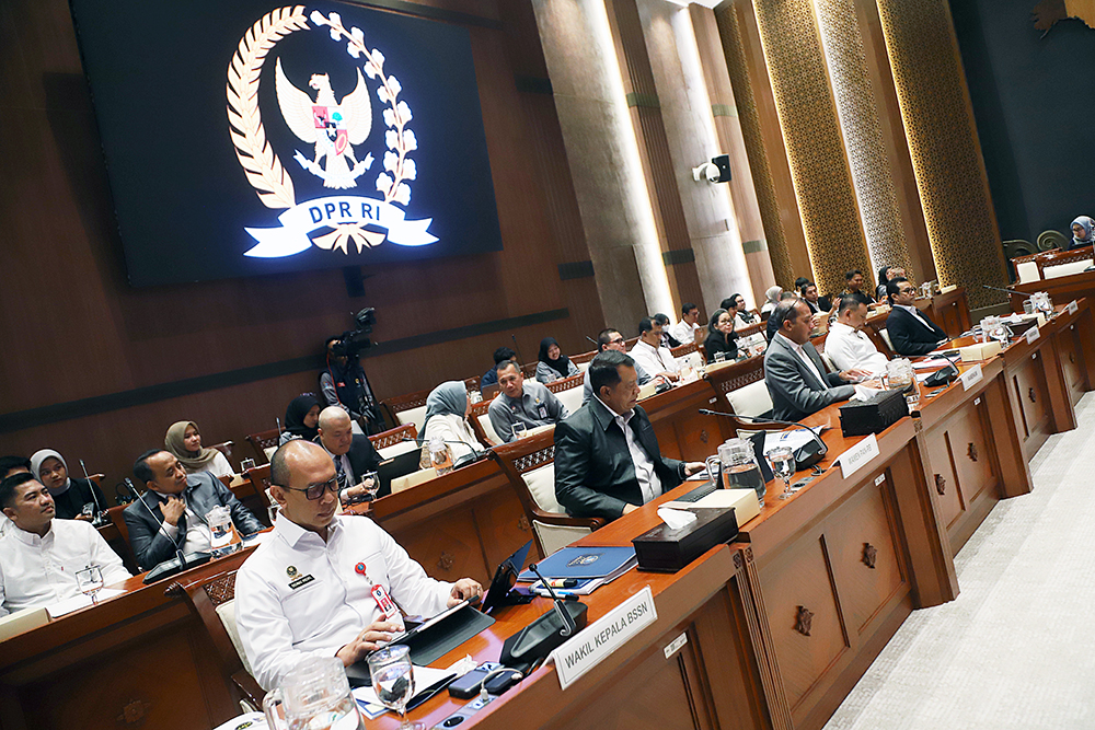 Raker Komisi I bersama pemerintah membahas Rancangan Undang-Undang tentang Keamanan dan Ketahanan Siber (KKS). (BeritaNasional/Elvis Sendouw)