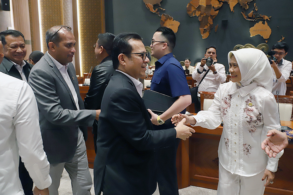Raker Komisi I bersama pemerintah membahas Rancangan Undang-Undang tentang Keamanan dan Ketahanan Siber (KKS). (BeritaNasional/Elvis Sendouw)