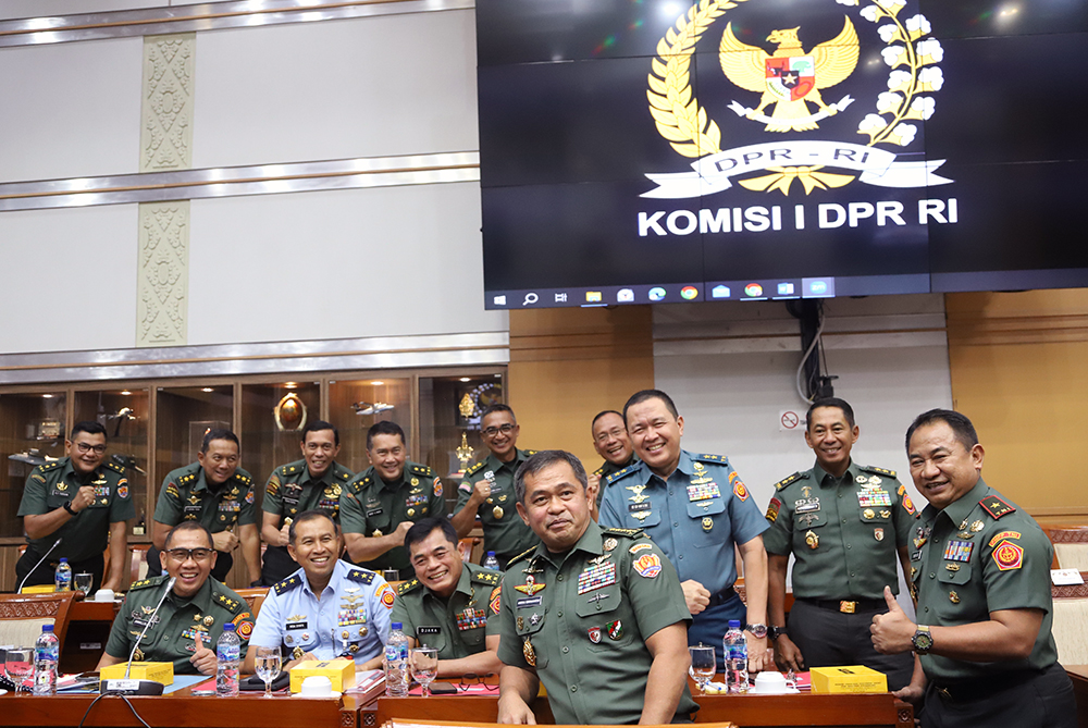 Raker komisi I bersama Kemenhan dan TNI bahas permohonan persetujuan revisi RKA-K/L UO. (BeritaNasional/Elvis Sendouw)