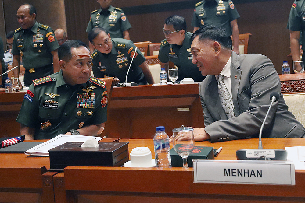 Rapat kerja Komisi I dengan Kementerian Pertahanan dan Panglima TNI. (BeritaNasional/Elvis Sendouw)