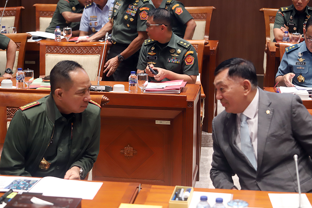 Raker Komisi I dengan Menhan dan Panglima TNI Bahas Laporan Keuangan dan RKA dan RKP Kemhan/TNI Rapat Kerja Komisi I bersama Kementerian Pertahanan dan Panglima TNI. (BeritaNasional/Elvis Sendouw)