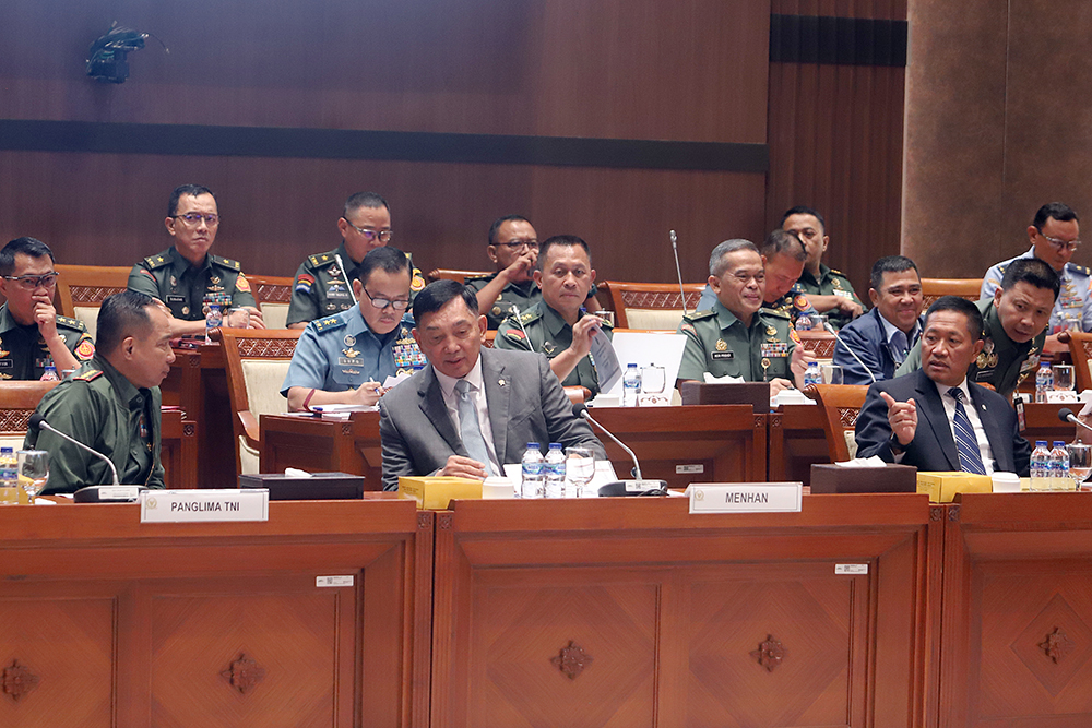 Raker Komisi I dengan Menhan dan Panglima TNI Bahas Laporan Keuangan dan RKA dan RKP Kemhan/TNI Rapat Kerja Komisi I bersama Kementerian Pertahanan dan Panglima TNI. (BeritaNasional/Elvis Sendouw)