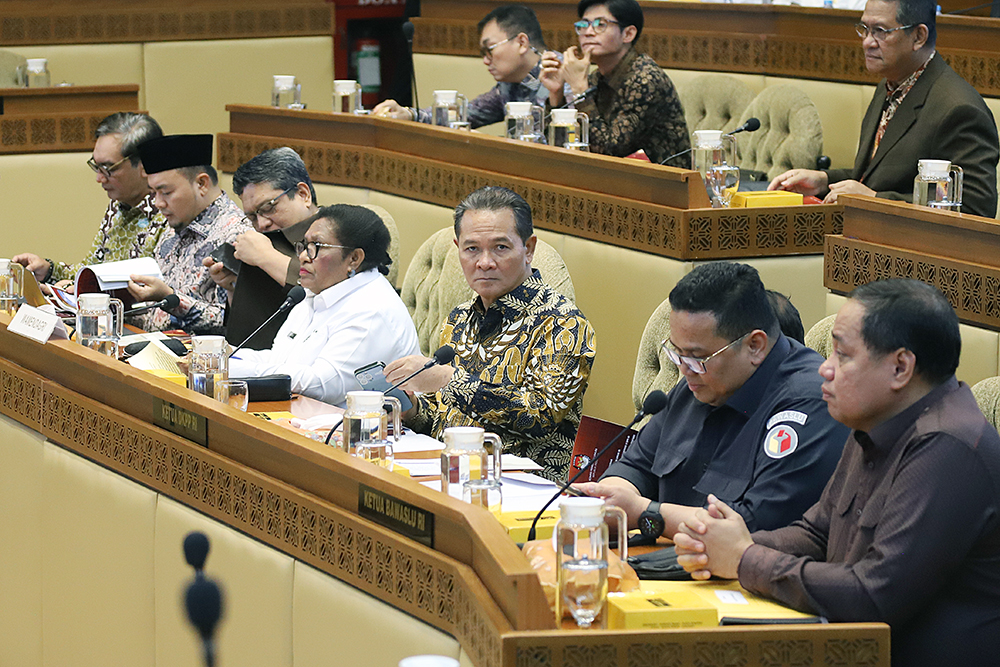 Rapat Kerja Komisi II bersama KPU, Bawaslu, DKPP dan Kemdagri bahas PKPU. (BeritaNasional/Elvis Sendouw)