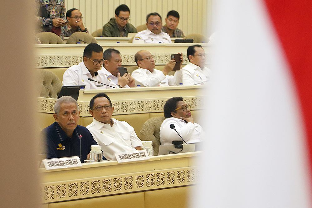 Rapat kerja Komisi II bersama Kemendagri bahas Dana Otonomi Khusus DOB 4 dan anggaran infrastruktur Papua. (BeritaNasional/Elvis Sendouw)