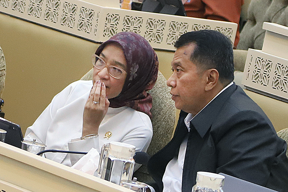 Raker Komisi II DPR dengan MenPAN-RB dan BKN Raker dan RDP Komosi II bersama MenPAN-RB dan membahas tentang persiapan pengangkatan CPNS dan CPPPK BKN. (BeritaNasional/Elvis Sendouw)