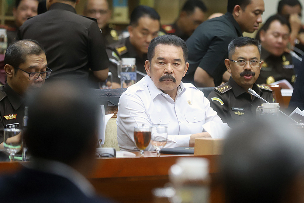 Jaksa Agung ST Burhanuddin mengikuti rapat kerja dengan Komisi III DPR. (BeritaNasional/Elvis Sendouw)