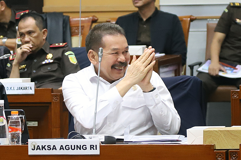 Jaksa Agung ST. Burhanuddin bersama jajaran menghadiri Rapat kerja bersama Kmisi III. (BeritaNasional/Elvis Sendouw)