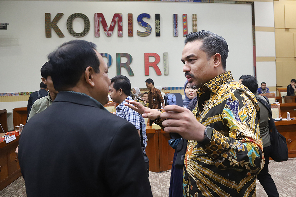 Raker Komisi III dengan Menteri UMKM Bahas Kasus Hukum Toko Mama Rapat Kerja Komisi III bersama Menteri UMKM. (BeritaNasional/Elvis Sendouw)