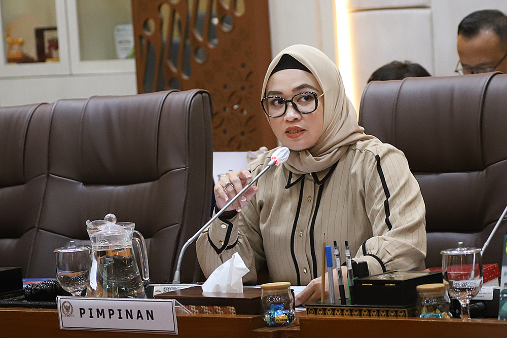 Rapat Kerja Komisi IX bersama Kementerian Ketenagakerjaan. (BeritaNasional/Elvis Sendouw)