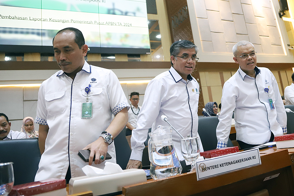 Rapat Kerja Komisi IX bersama Kementerian Ketenagakerjaan. (BeritaNasional/Elvis Sendouw)