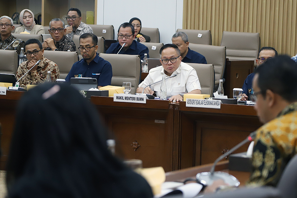 Raker Komisi VI Bersama Komisi VI Bahas Permasalahan Kreditur PT Istaka Karya Rapat kerja dan rapat dengar pendapat Komisi VI bersama Wamen BUMN. (BeritaNasional/Elvis Sendouw)