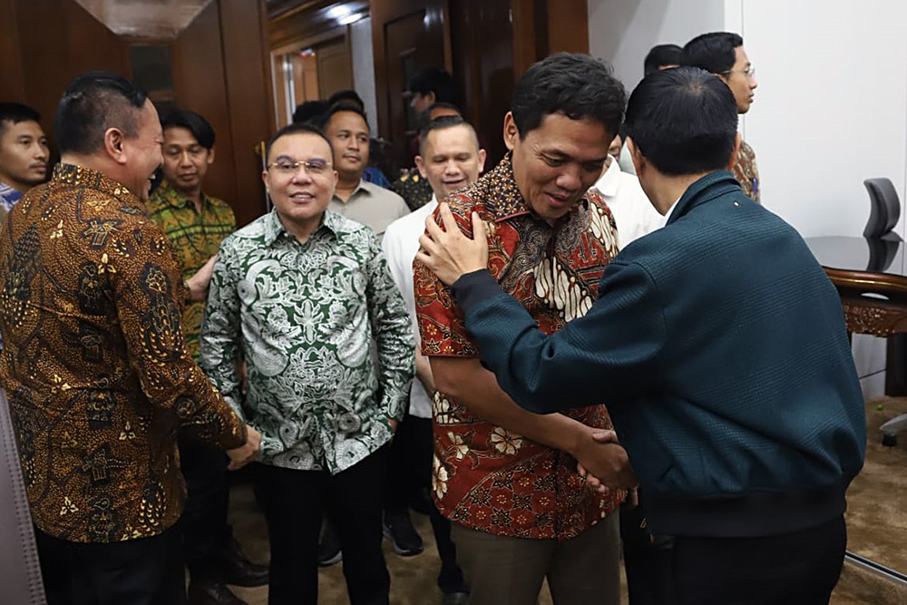 Komisi VI DPR gelar Rapat Kerja Tingkat I dengan Kementerian BUMN RI, Menteri Hukum RI, Kementerian Keuangan RI, dan Kementerian Sekretaris Negara RI terkait pembahasan RUU BUMN. (BeritaNasional/Elvis Sendouw)