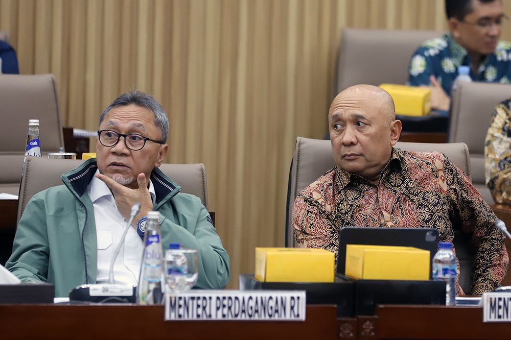 Rapat kerja Komisi VI bersama Menkop dan Mendag. (BeritaNasional/Elvis Sendouw)