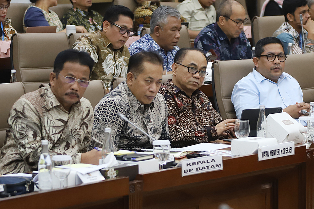 Rapat kerja Komisi VI bersama Menteri Koperasi. (BeritaNasional/Elvis Sendouw)