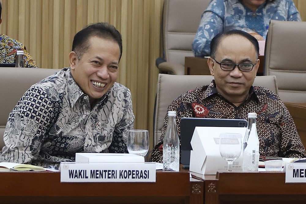 Rapat kerja Komisi VI bersama Menteri Koperasi. (BeritaNasional/Elvis Sendouw)