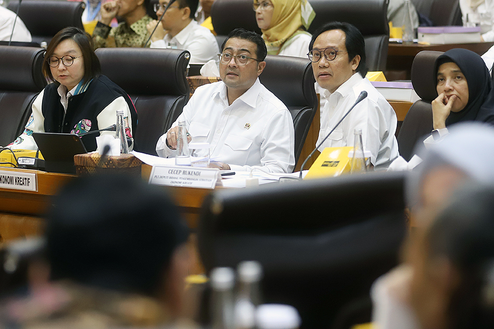 Rapat Kerja Kementerian Ekonomi Kreatif/Badan Ekonomi Kreatif bersama Komisi VII DPR. (BeritaNasional/Elvis Sendouw)