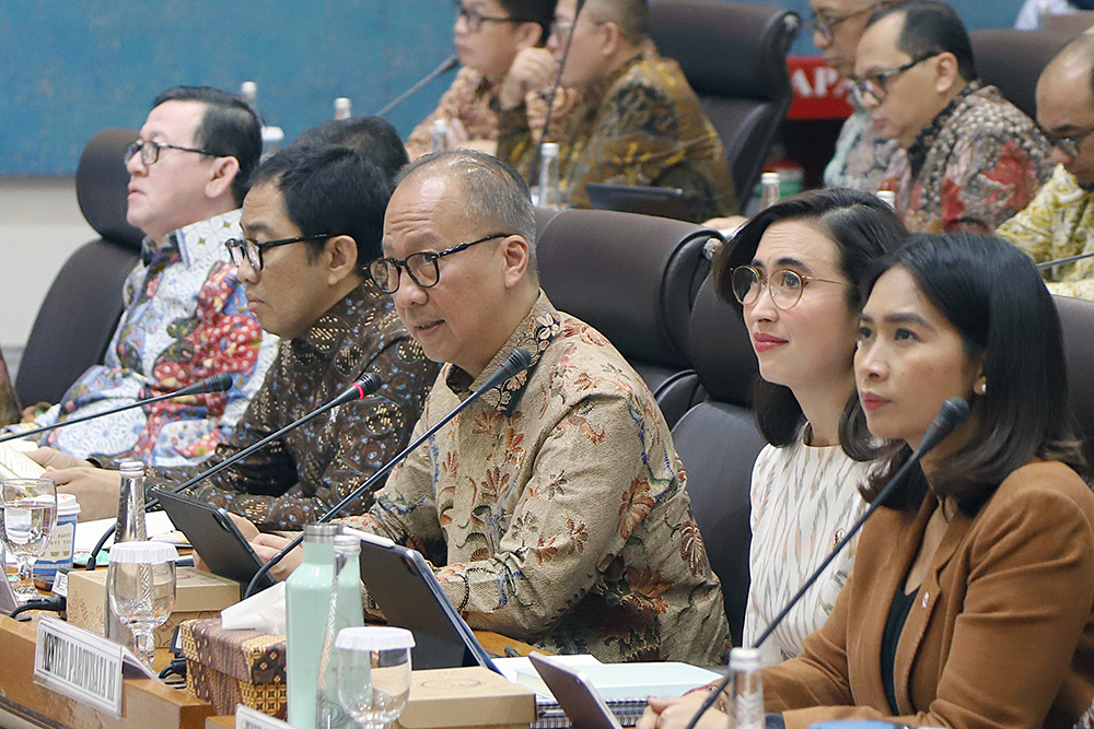Raker Komisi VII Bersama Menperin dan Menpar Bahas Anggaran 2026 Rapat Kerja Komisi VII denggan Menteri Perindustrian dan Menteri Pariwisata. (BeritaNasional/Elvis Sendouw)