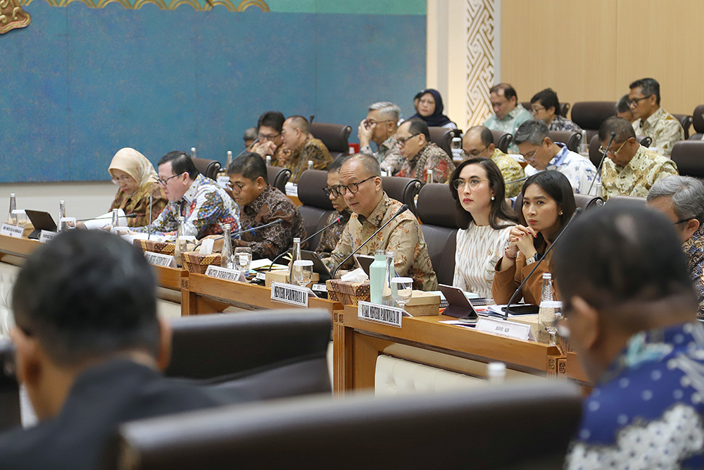 Raker Komisi VII Bersama Menperin dan Menpar Bahas Anggaran 2026 Rapat Kerja Komisi VII denggan Menteri Perindustrian dan Menteri Pariwisata. (BeritaNasional/Elvis Sendouw)