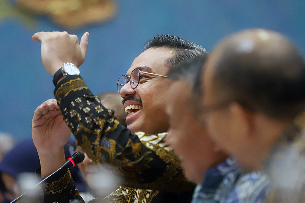 Menteri UMKM Maman Abdurrahman menyampaikan paparan pada rapat kerja dengan Komisi VII DPR. (BeritaNasional/Elvis Sendouw)