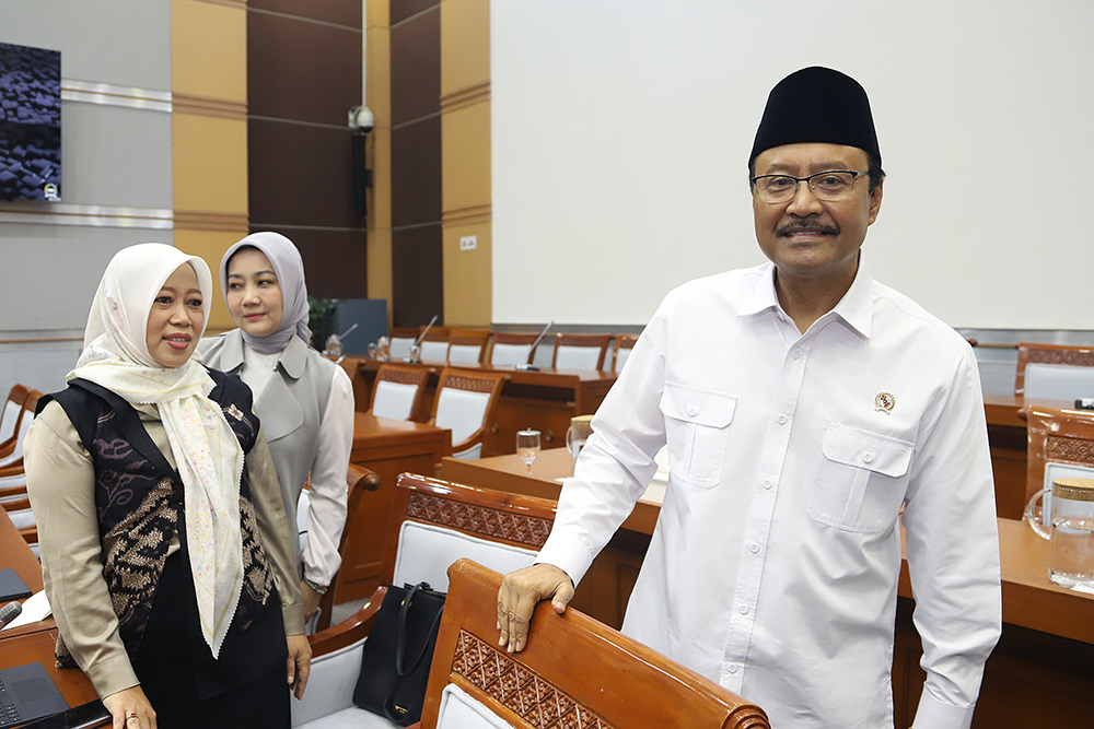 Raker Komisi VIII Bersama Menag dan Mensos Bahas Rencana Kerja dan Anggaran 2026 Rapat Kerja Komisi VIII dengan Menteri Agama (Menang) Nasaruddin Umar dan Menteri Sosial (Mensos) Syaifullah Yusuf (Gus Ipul). (BeritaNasional/Elvis Sendouw)