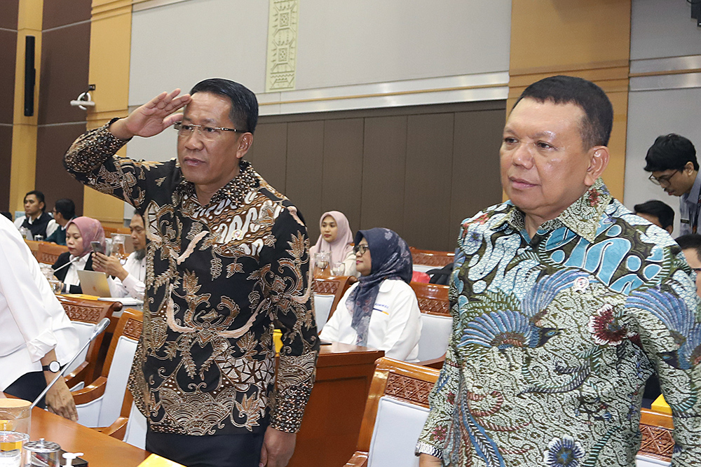 Raker Komisi VIII Bersama Pemerintah Bahas Penyelenggaraan Ibadah Haji dan Umrah Rapat Kerja Komisi VIII dengan Pemerintah bahas Pendapat Mini Fraksi-Fraksi terhadap RUU Perubahan Ketiga atas Undang-Undang No. 8 Tahun 2019 tentang Penyelenggaraan Ibadah Haji dan Umrah. (BeritaNasional/Elvis Sendouw)