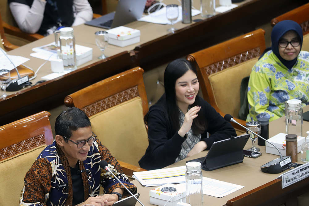 Rapat Kerja Komisi X bersama Kementerian Pariwisata dan Ekonomi Kreatif. (BeritaNasional/Elvis Sendouw)