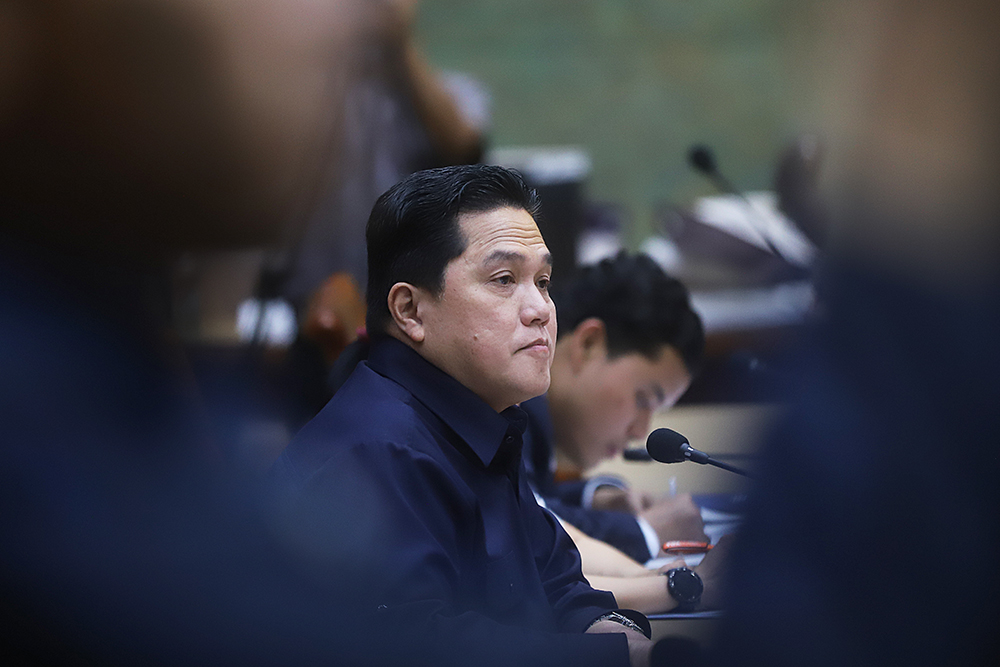 Menteri Pemuda dan Olahraga sekaligus Ketua Umum PSSI, Erick Thohir mengikuti rapat kerja bersama komisi X DPR bahas naturalisasi. (BeritaNasional/Elvis Sendouw)
