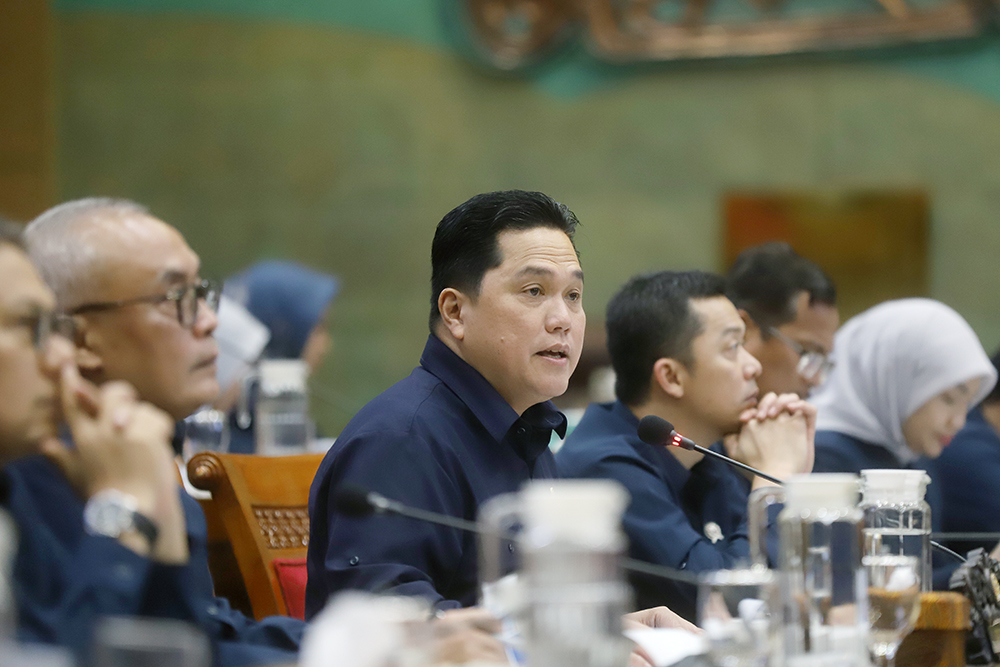Menteri Pemuda dan Olahraga (Menpora) Erick Thohir menyampaikan paparan kerja pada rapat kerja (raker) bersama Komisi X DPR di Kompleks Parlemen, Senayan, Jakarta. (BeritaNasional/Elvis Sendouw)