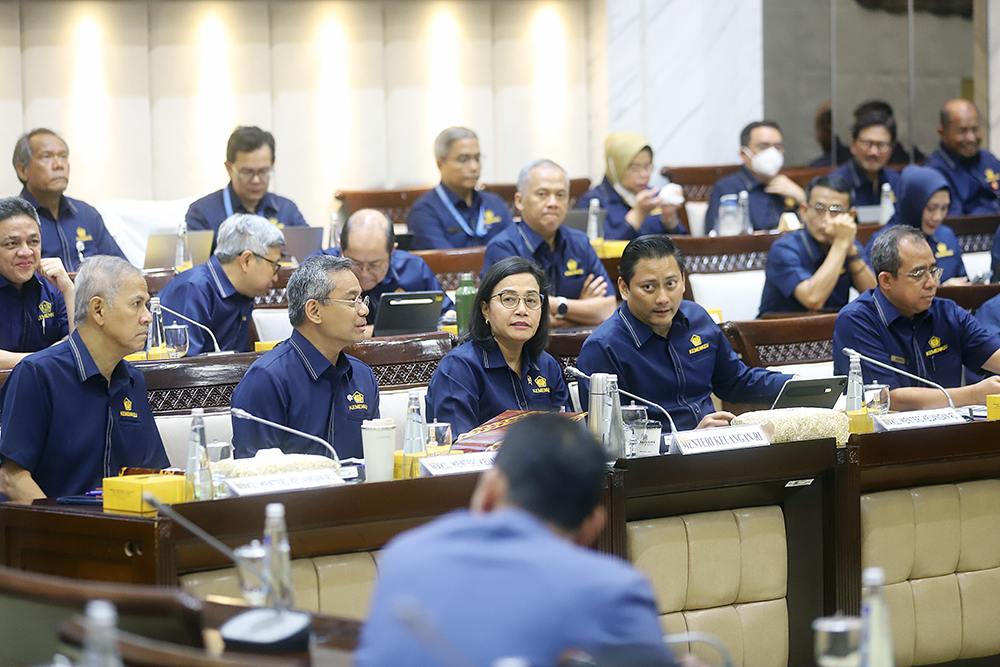 Kementerian Keuangan menghadiri Rapat kerja bersama Kmisi XI DPR. (BeritaNasional/Elvis Sendouw)