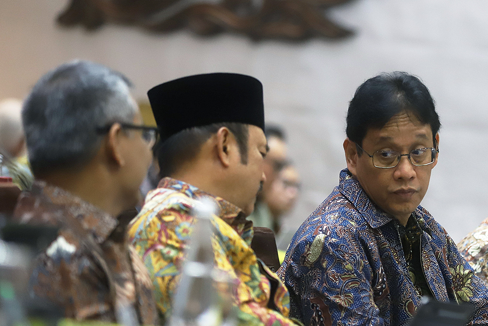 Rapat kerja komisi XI bersama Menkeu, Menteri PPN/Kepala Bappenas, OJK dan BI. (BeritaNasional/Elvis Sendouw)