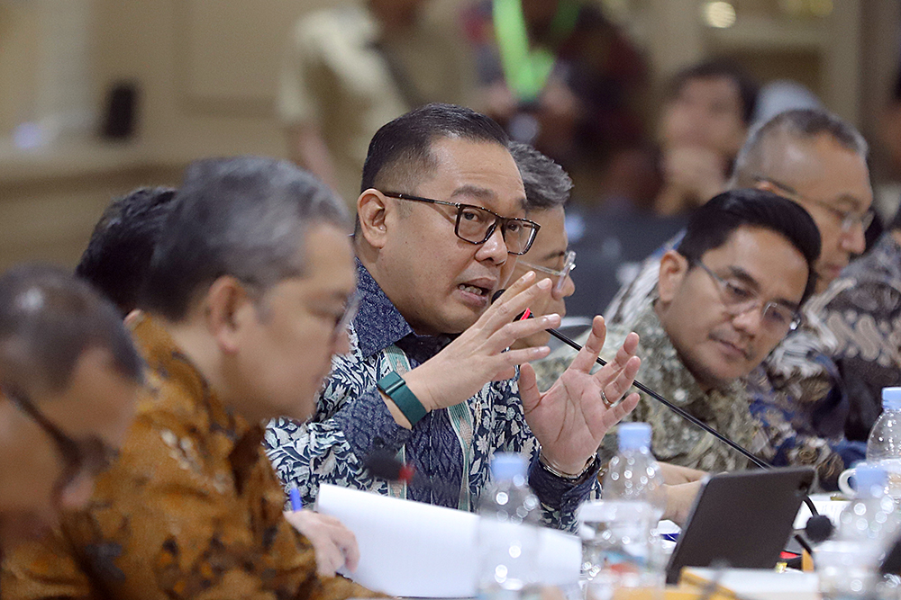 Raker Komite IV bersama Wamen Investasi dan Hilirisasi/Wakil Kepala Badan Koordinasi Penanaman Modal (BKPM). (BeritaNasional/Elvis Sendouw)