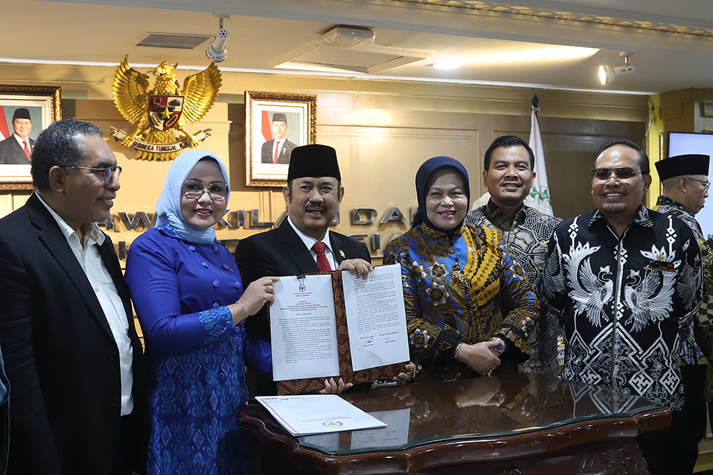 Rapat Kerja Komite IV bersama enteri Perencanaan Pembangunan Nasional (PPN)/Kepala Bappenas bahas RPJMN. (BeritaNasional/Elvis Sendouw)