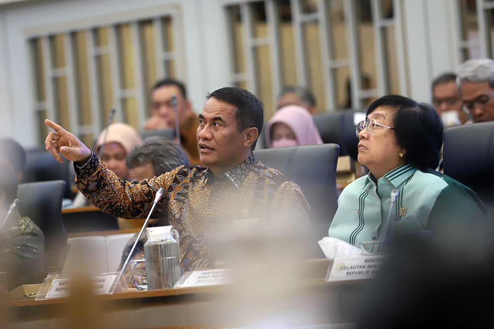 Rapat Kerja Komisi IV bersama Menteri LHK, KKP dan Menteri Pertanian bahas Anggaran. (BeritaNasional/Elvis Sendouw)