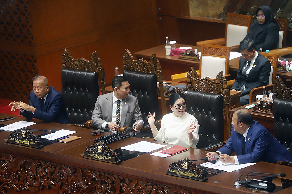 Ketua DPR Puan Maharani menyampaikan pidato pada Rapat Paripurna Ke-11 Masa Persidangan III Tahun Sidang 2025-2026. (BeritaNasional/Elvis Sendouw)
