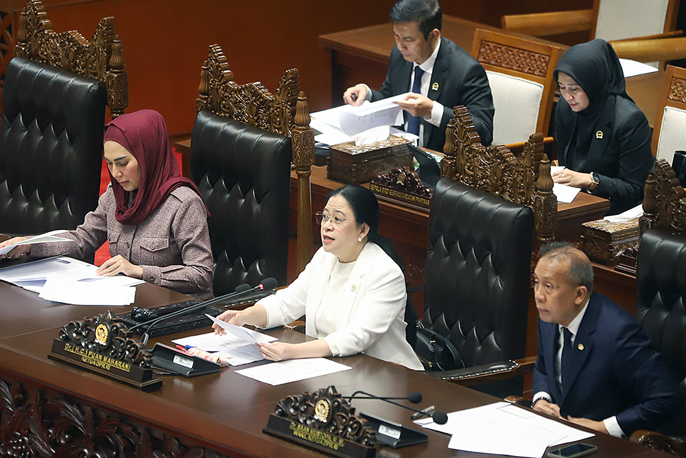 Ketua DPR Puan Maharani menyampaikan pidato pada Rapat Paripurna ke-15. (BeritaNasional/Elvis Sendouw)