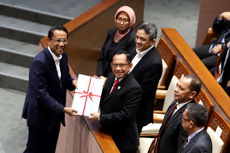 Sidang Paripurna DPR ke-14 masa persidangan IV tahun sidang 2023-2024