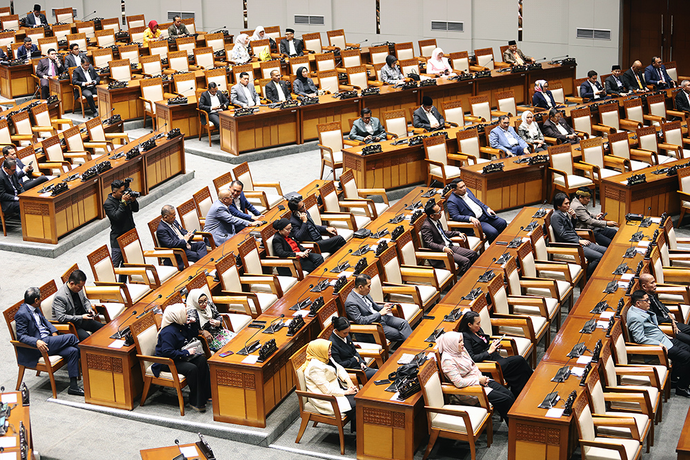 Suasana Rapat Paripurna Ke-14 Masa Persidangan II Tahun Sidang 2024-2025. (BeritaNasional/Elvis Sendouw)