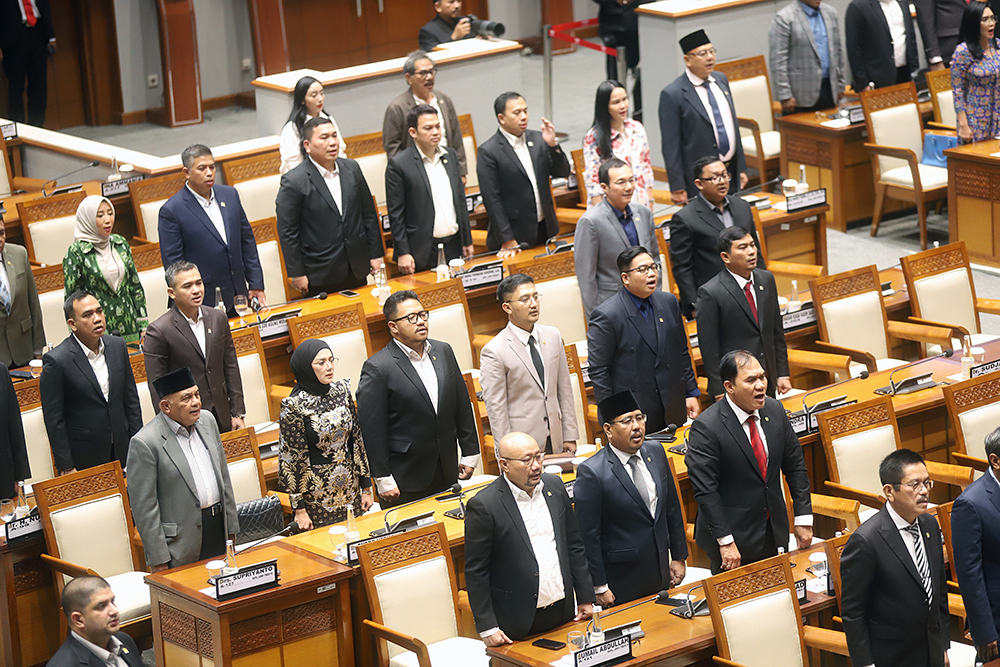 Rapat Paripurna Ke-7 DPR RI Masa Persidangan I Tahun Sidang 2024-2025 di Kompleks Parlemen, Senayan, Jakarta, Selasa (12/11/2024). (BeritaNasional/Elvis Sendouw)