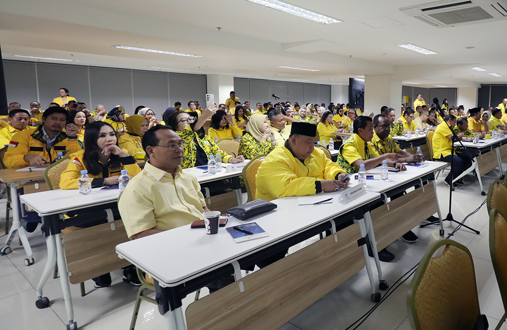 Rapat Pleno Partai Golkar resmi menjadikan Agus Gumiwang sebagai Plt Ketum Golkar. (BeritaNasional/Elvis Sendouw)