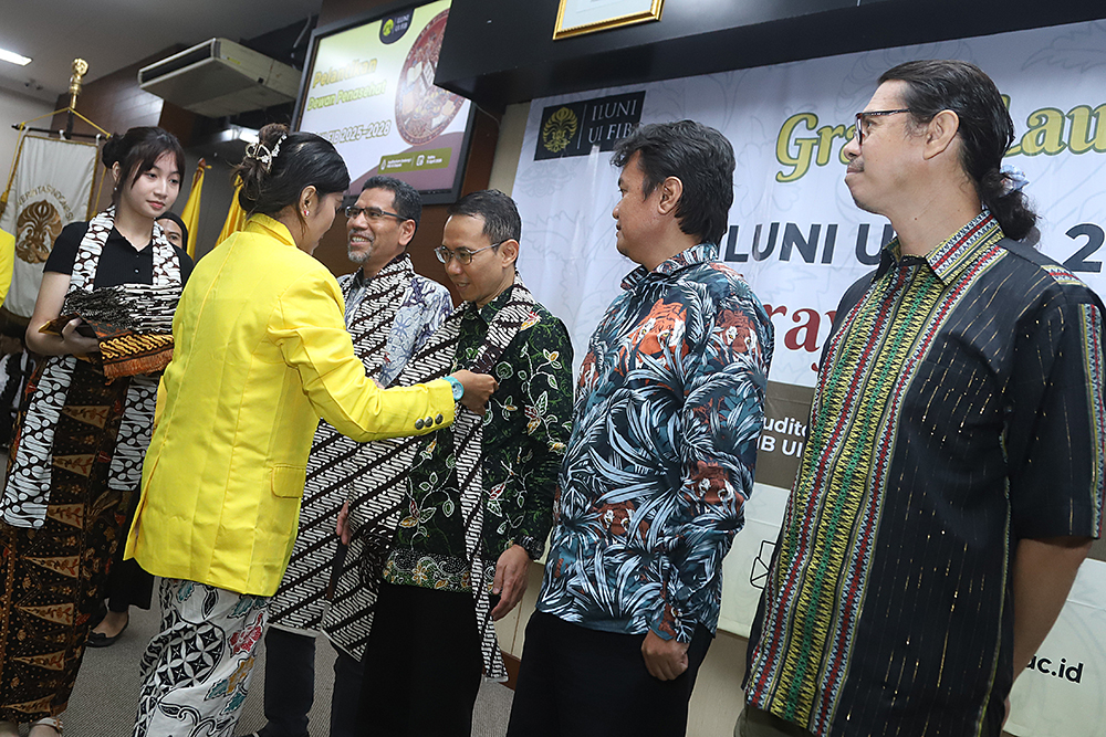 ILUNI FIB UI resmi meluncurkan kepengurusan periode 2025-2028 di Auditorium Gedung I FIB UI Depok. (BeritaNasional/Elvis Sendouw)
