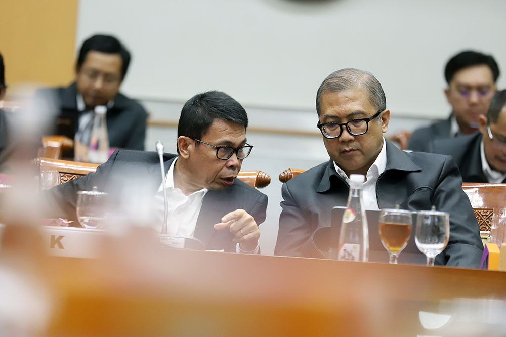 Rapat Dengar Pendapat (RDP) Komisi III bersama KPK, Komnas HAM dan LPSK. (BeritaNasional/Elvis Sendouw)