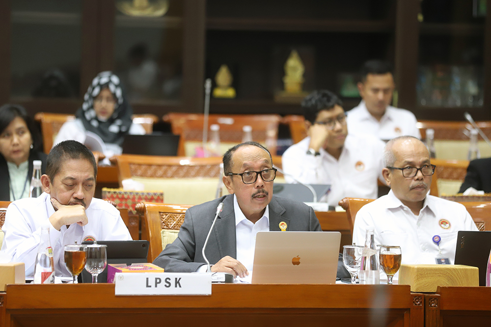 Rapat Dengar Pendapat (RDP) Komisi III bersama KPK, Komnas HAM dan LPSK. (BeritaNasional/Elvis Sendouw)