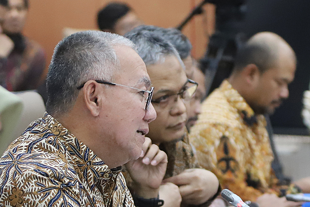 Rapat dengar pendapat Komisi VI bersama PGN dan Pertamina Hulu Energi. (BeritaNasional/Elvis Sendouw)