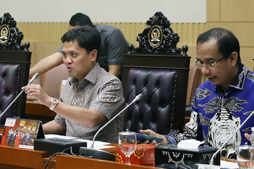 RDPU Komisi III Bahas Putusan MK Terkait Pemilu RDPU Komisi III membahas putusan Mahkamah Konstitusi (MK) terkait pemisahan pemilu antara pemilu lokal dan pemilu nasional. (BeritaNasional/Elvis Sendouw)