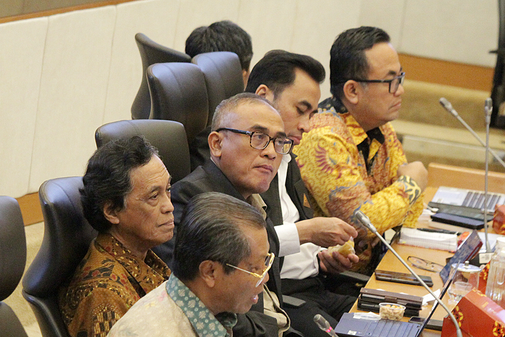 RDPU Komisi IV Bersama Asosiasi/Lembaga Kehutanan Bahas RUU Perubahan Tentang Kehutanan Rapat Dengar Pendapat Umum Komisi IV dengan Asosiasi/Lembaga Kehutanan. (BeritaNasional/Elvis Sendouw)