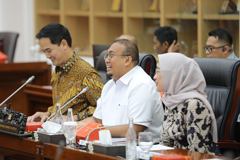 Rapat Dengar Pendapat Umum (RDPU) Komisi VI bersama PT Telkom. (BeritaNasional/Elvis Sendouw)