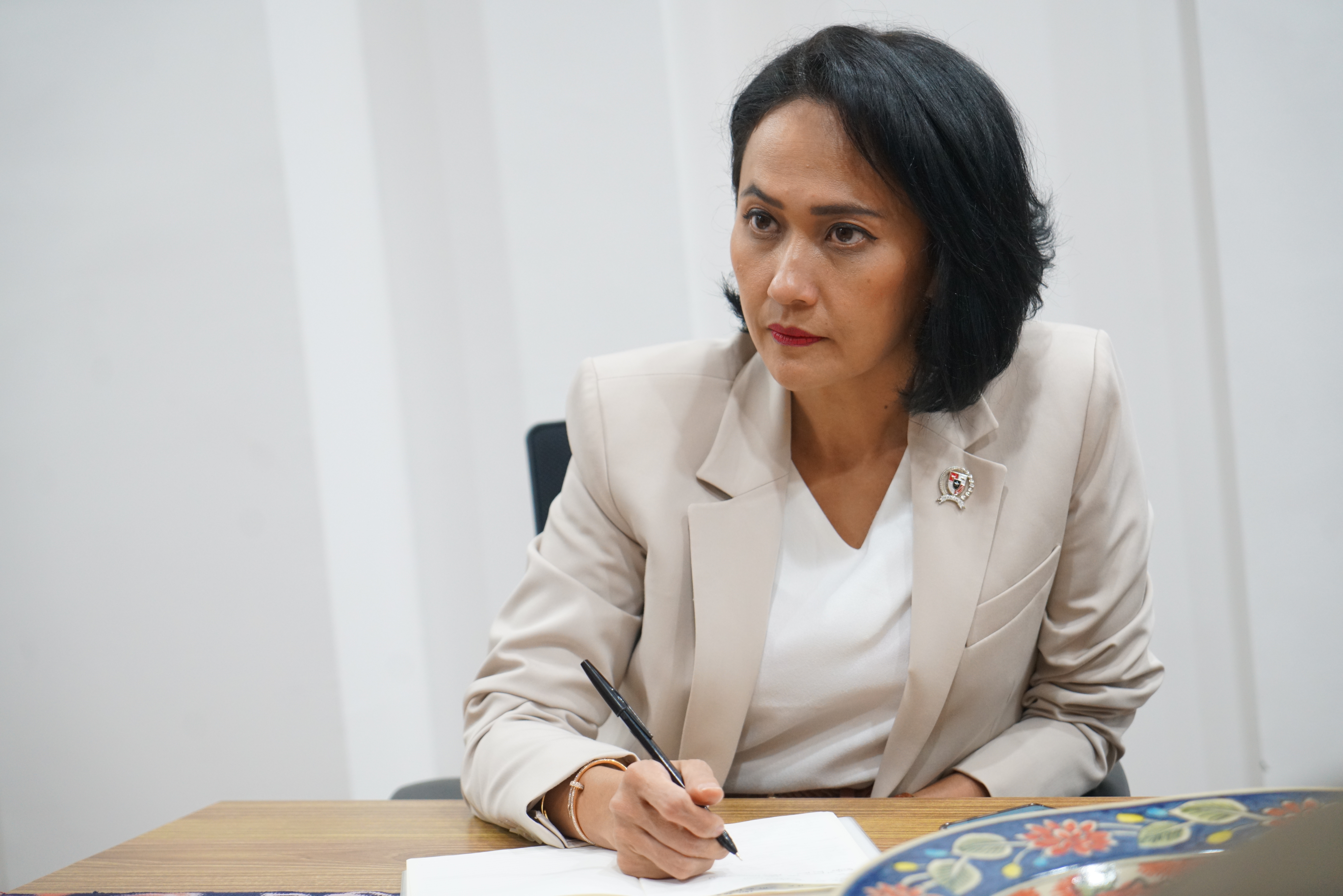 Wakil Menteri Pelindungan Pekerja Migran Indonesia (P2MI), Christina Aryani menerima pelaku usaha terapis spa . (BeritaNasional/Elvis Sendouw/HO Hms P2MI)