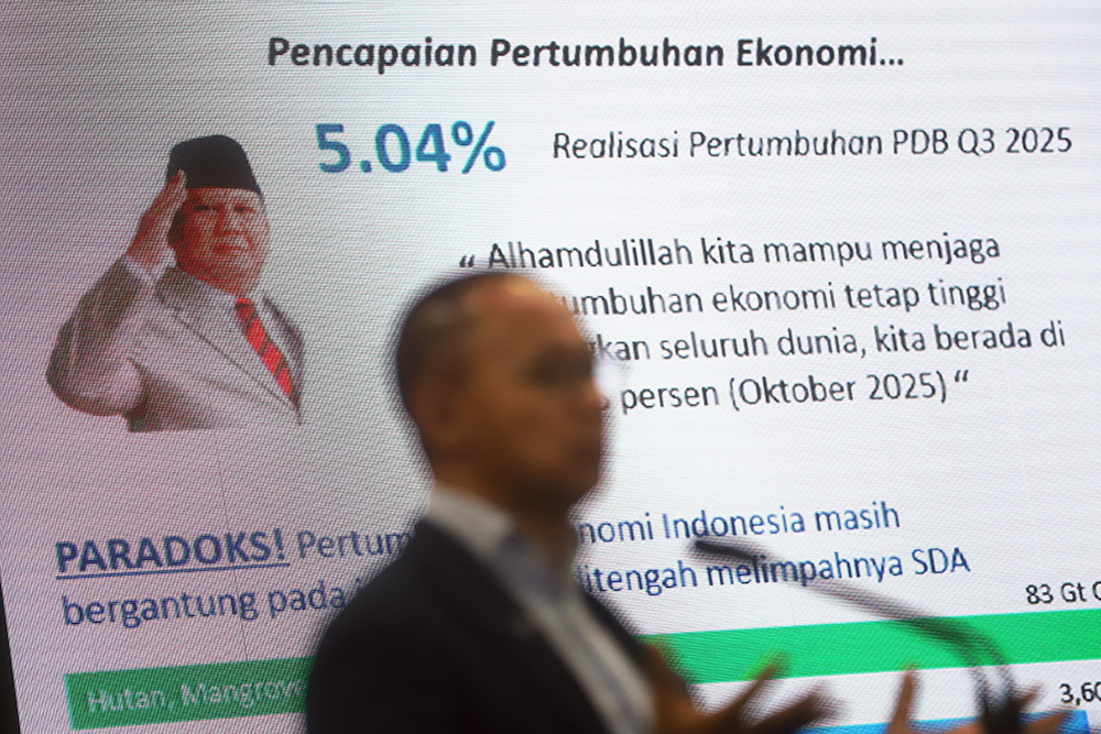 Wakil Ketua MPR Eddy Soeparno menyampaikan paparannya dalam diskusi Refleksi Akhir Tahun 2025. (BeritaNasional/Elvis Sendouw)