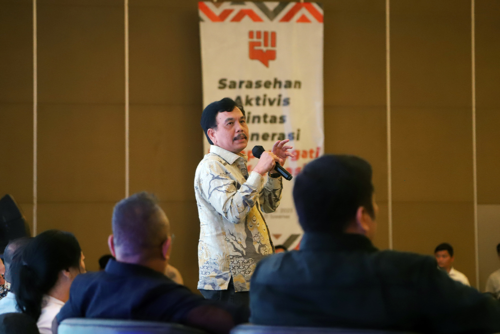 Sarasehan Aktivis Lintas Generasi Memperingati Reformasi 1998 Sarasehan Aktivis Lintas Generasi Memperingati Reformasi 1998 gelar diskusi soal kondisi negera saat ini yang dikemas dengan "Dari Demokrasi Politik Menuju Transformasi Demokrasi Ekonomi". (BeritaNasional/Elvis Sendouw)